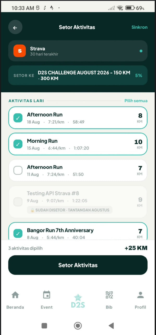 Strava activity submission screen showing linked Strava account and selectable running activities for D2S challenge
